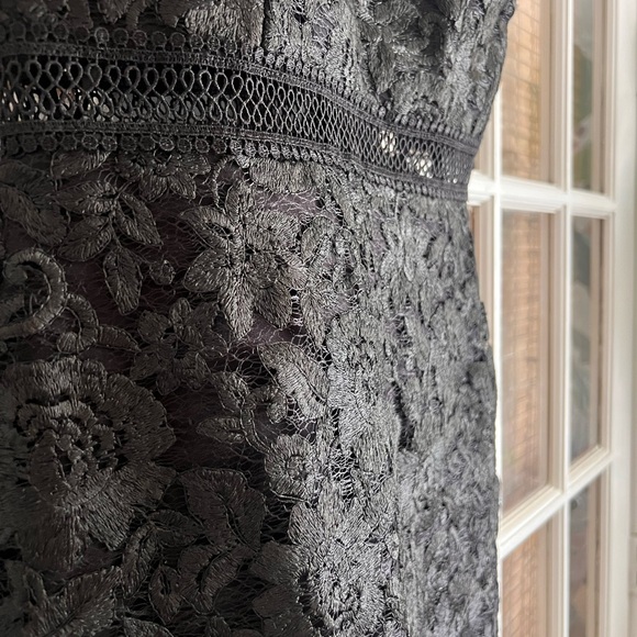 Lace Dress- Bloomingdale’s - Picture 4 of 11